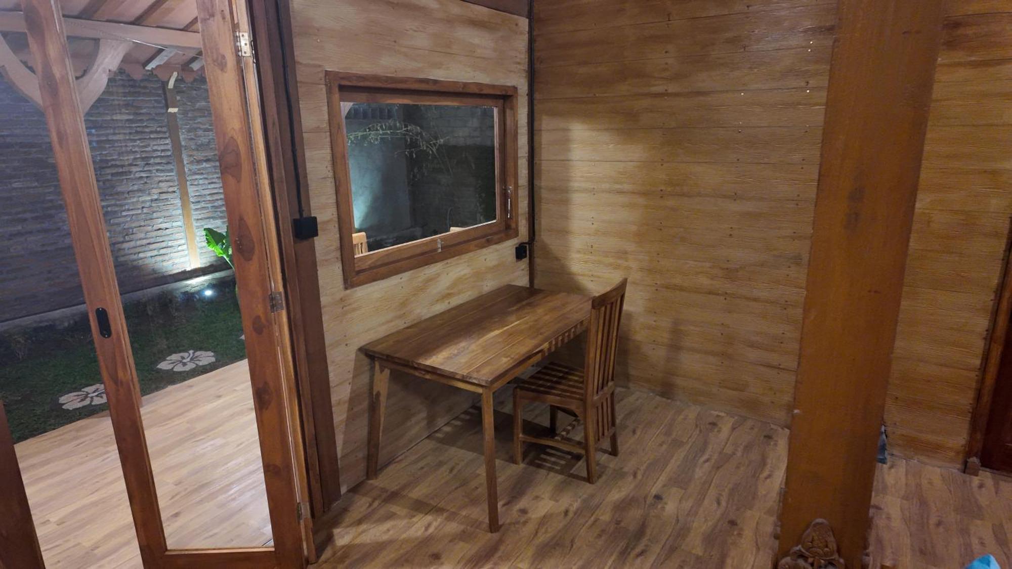 Private Joglo In Heart Of Sanur Villa Room photo